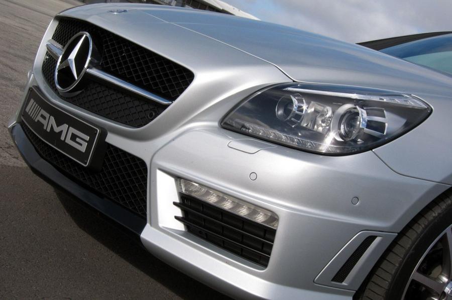  Mercedes-Benz SLK55 AMG 2012 года  (фото 3 из 73)
